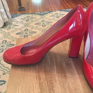 Kate Spade patten leather heels
